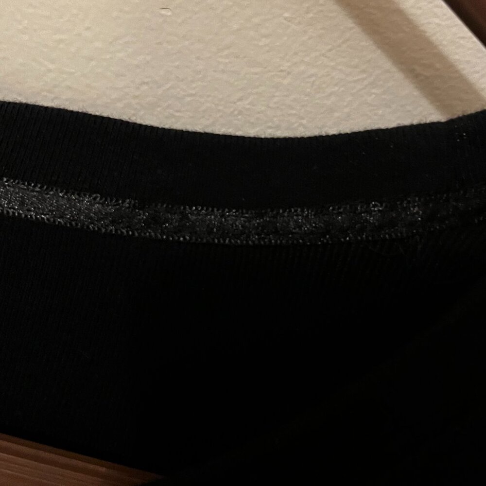 NEW} Venezia Long Sleeve Women's Modern Tee, Black/Size 18-20 - Picture 4 of 11